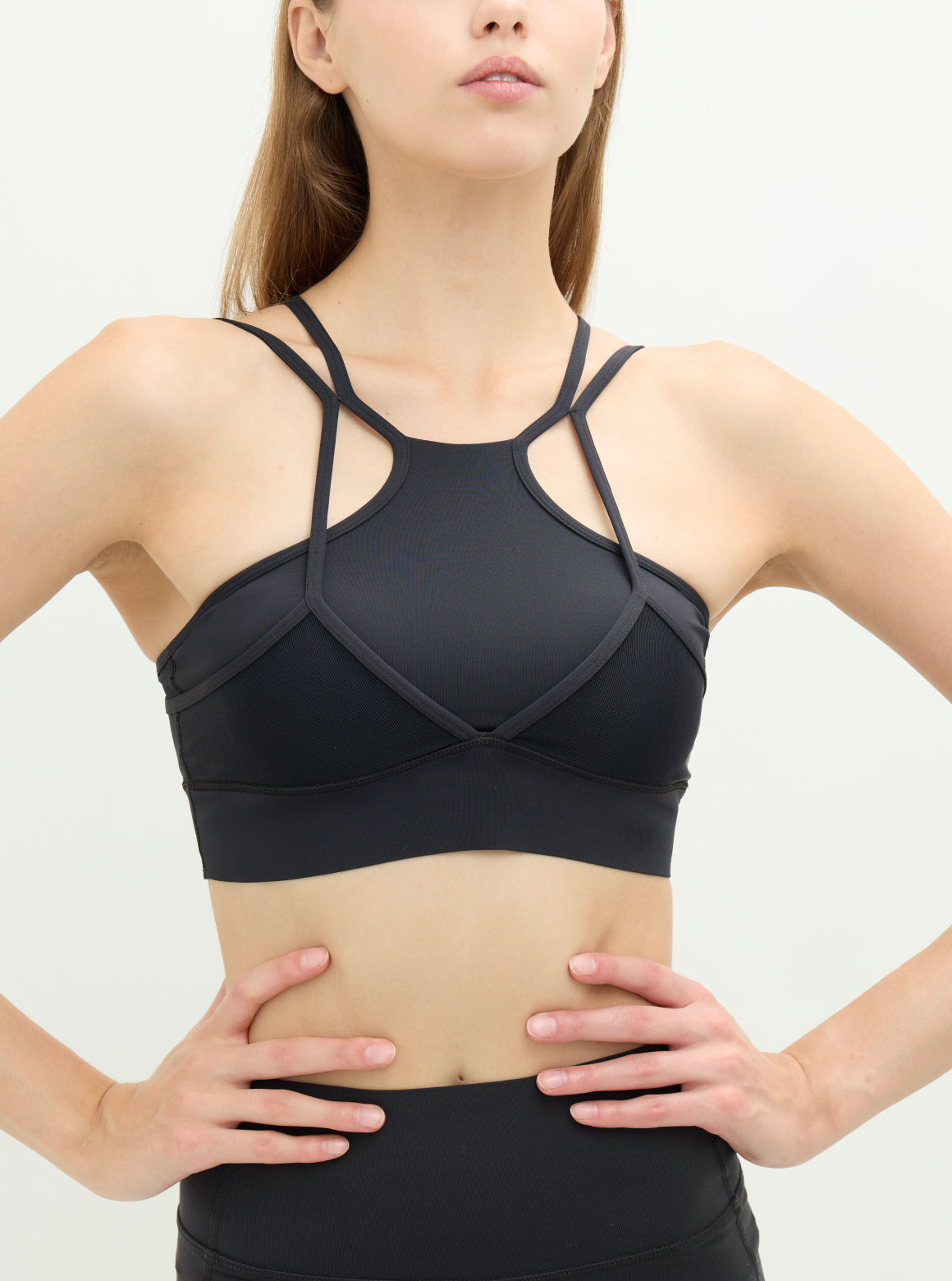 LUXE WAY 層次透膚造型短上衣_Black T066