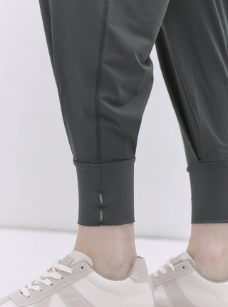 ON AND ON 無重感兩穿休閒褲_Olive Green B553 - S2N ACTIVE
